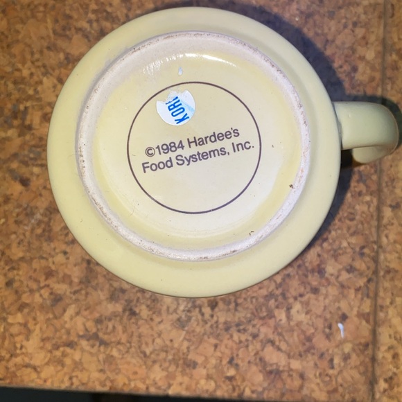Hardee’s Rise and Shine Coffee Mug - Picture 4 of 4